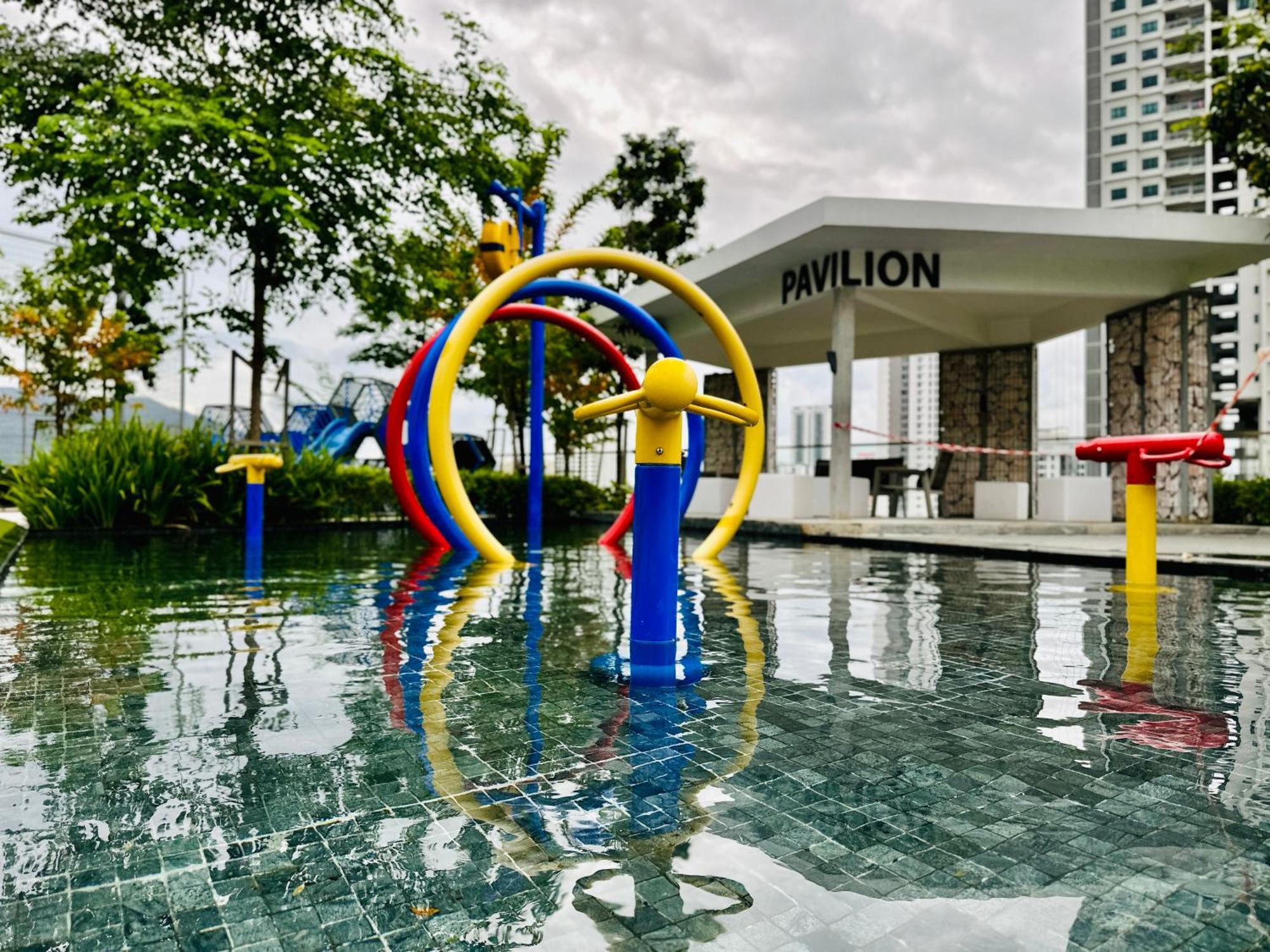 Prime Comfort Seaview With Netflix And Water Filter Near Georgetown Apartment Jelutong